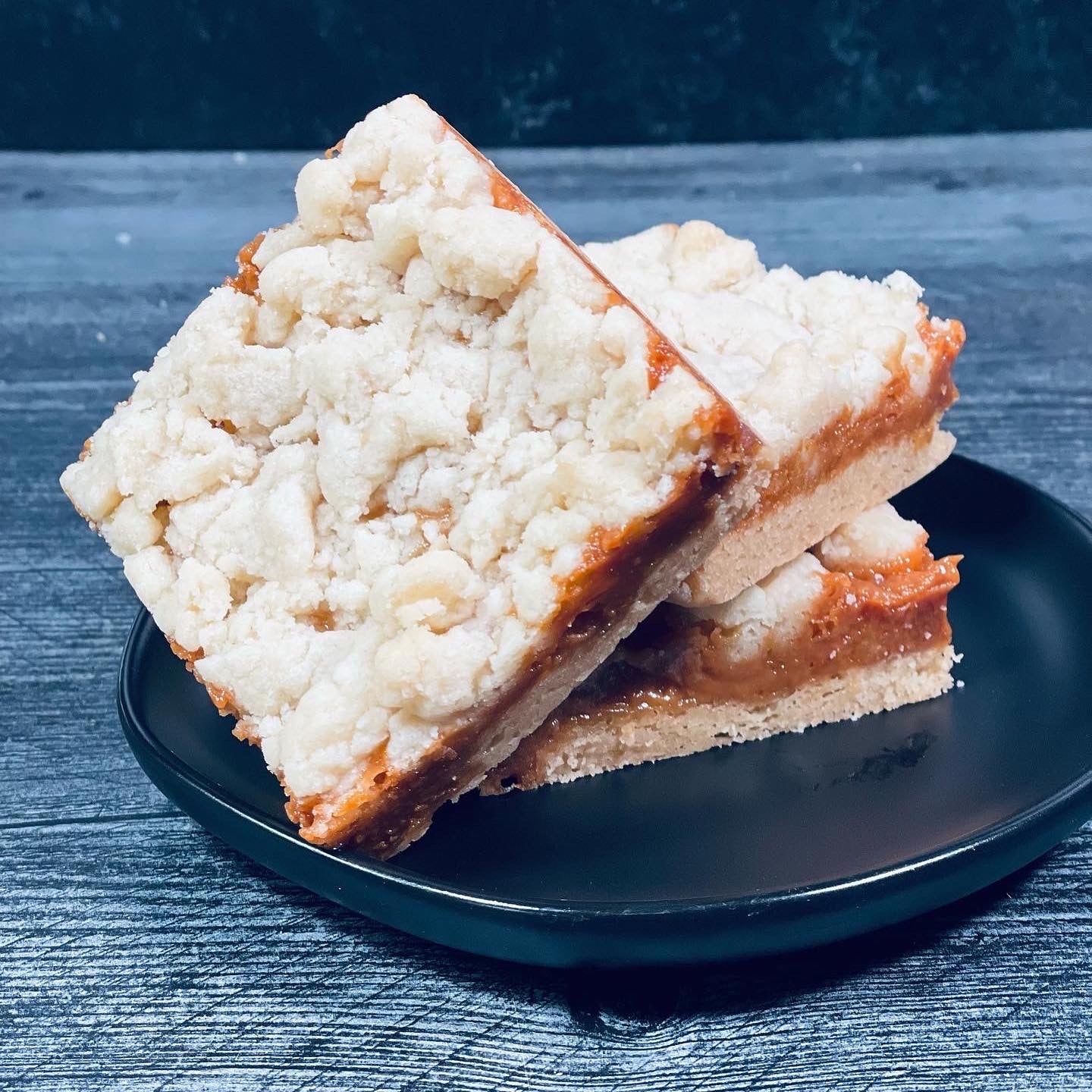 
                  
                    Salted Caramel Crumble
                  
                